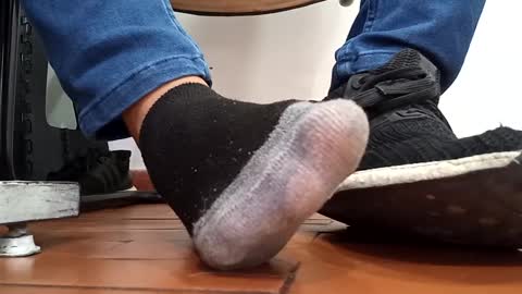 WaltherFeet  online show from December 2, 2024, 5:04 pm