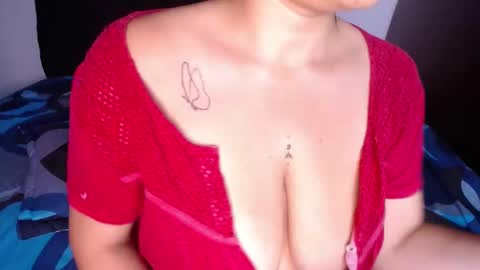 Snapshot of wanda_ember chatting on January 29, 2025, 9:07 pm Wanda and Ember online show from January 29, 2025, 9:07 pm