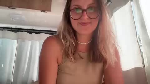 Snapshot of wanderlustjade chatting on February 10, 2025, 8:42 pm Jade  Adonis online show from February 10, 2025, 8:42 pm