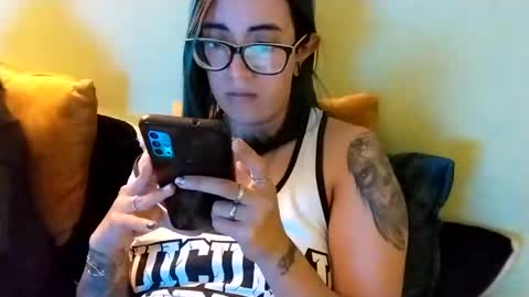 Snapshot of waningrosee chatting on January 3, 2025, 11:23 pm Waningrose  Lu online show from January 3, 2025, 11:23 pm