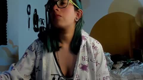 Snapshot of waningrosee chatting on January 4, 2025, 2:25 pm Waningrose  Lu online show from January 4, 2025, 2:25 pm