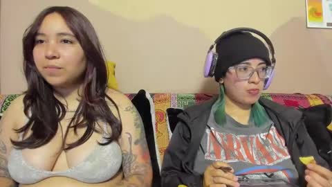 Snapshot of waningrosee chatting on September 16, 2025, 1:06 am Waningrose  Lu online show from September 16, 2025, 1:06 am