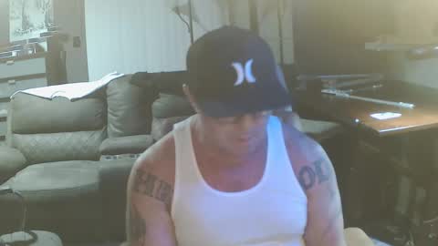 Snapshot of wantitbutyoucanthaveit chatting on January 18, 2026, 1:31 am inittogetitin online show from January 18, 2026, 1:31 am