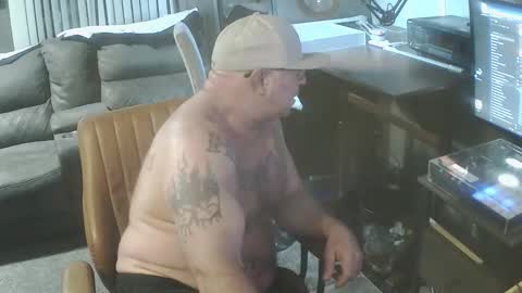 Snapshot of wantitbutyoucanthaveit chatting on February 5, 2026, 11:59 am inittogetitin online show from February 5, 2026, 11:59 am