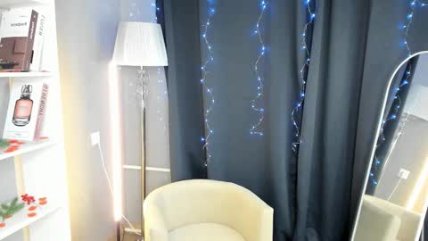 Samanta online show from February 17, 2026, 8:15 pm