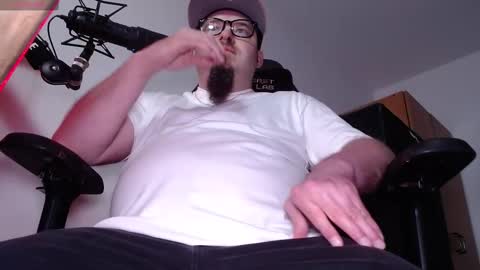 Snapshot of warno34 chatting on October 23, 2025, 4:23 am Warno online show from October 23, 2025, 4:23 am