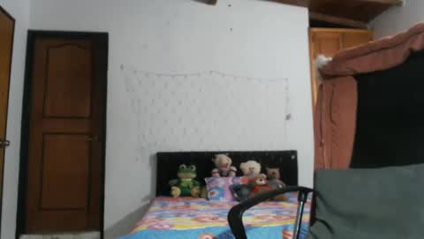 Snapshot of warrior_xena chatting on February 12, 2025, 4:11 pm warrior_xena online show from February 12, 2025, 4:11 pm