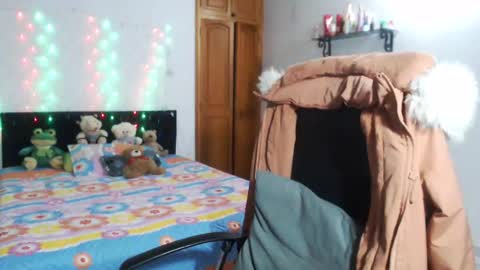 Snapshot of warrior_xena chatting on February 12, 2025, 7:13 pm warrior_xena online show from February 12, 2025, 7:13 pm