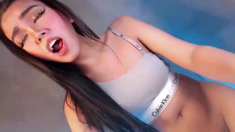 Isla Fox online show from September 27, 2025, 5:12 am