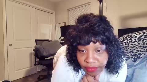 LAUREN LUSH online show from March 26, 2026, 4:51 am