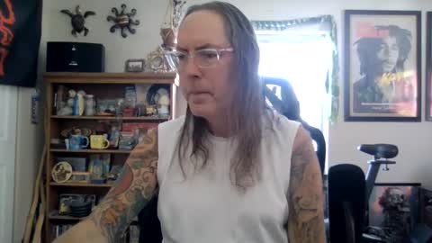 Snapshot of waterfire420 chatting on February 16, 2025, 8:22 pm waterfire420 online show from February 16, 2025, 8:22 pm