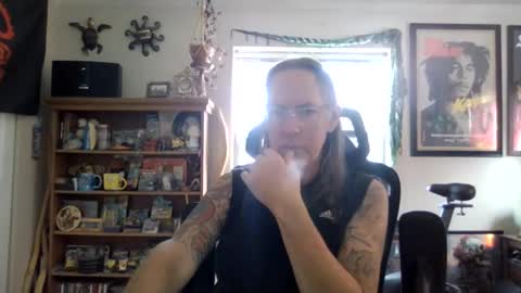 Snapshot of waterfire420 chatting on February 17, 2025, 4:48 pm waterfire420 online show from February 17, 2025, 4:48 pm