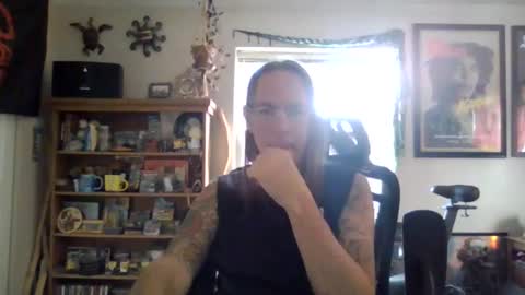 Snapshot of waterfire420 chatting on February 17, 2025, 9:41 pm waterfire420 online show from February 17, 2025, 9:41 pm