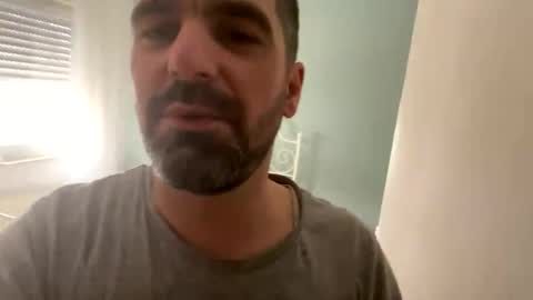 Call me Cherry online show from November 8, 2025, 11:54 am