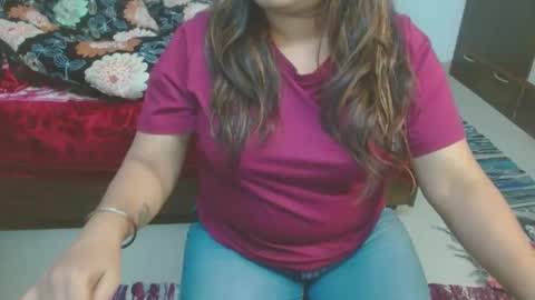 Snapshot of we_are_indian chatting on December 20, 2024, 7:33 am khushiwife kabirhubby kavyasexy gf online show from December 20, 2024, 7:33 am