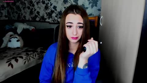 Snapshot of weakness4u chatting on January 17, 2025, 6:47 am Maya online show from January 17, 2025, 6:47 am