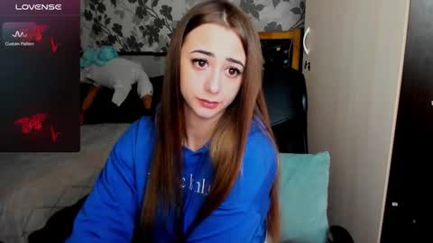 Snapshot of weakness4u chatting on February 20, 2026, 3:58 am Maya online show from February 20, 2026, 3:58 am