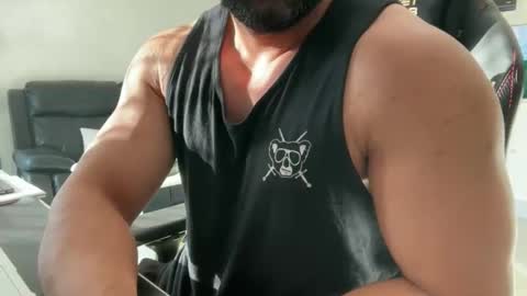 Weapon X online show from January 7, 2026, 8:33 pm