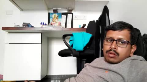 Snapshot of wearcondom chatting on February 10, 2026, 10:08 am sexyguy online show from February 10, 2026, 10:08 am