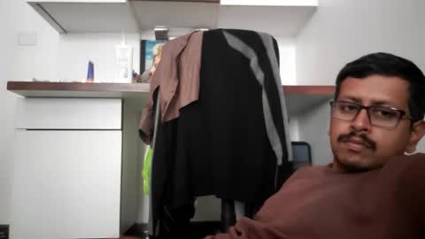 Snapshot of wearcondom chatting on February 16, 2026, 5:47 am sexyguy online show from February 16, 2026, 5:47 am