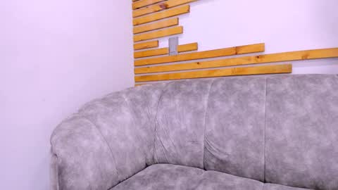 Jhonny Dick  his neighbors. online show from September 23, 2025, 7:28 pm