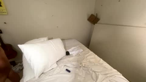 Retainer Forever Solo Album online show from April 2, 2026, 7:17 am