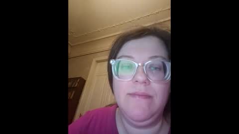 Marina online show from December 17, 2025, 4:57 pm