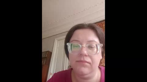 Snapshot of webgirl2 chatting on April 19, 2026, 12:15 pm Marina online show from April 19, 2026, 12:15 pm