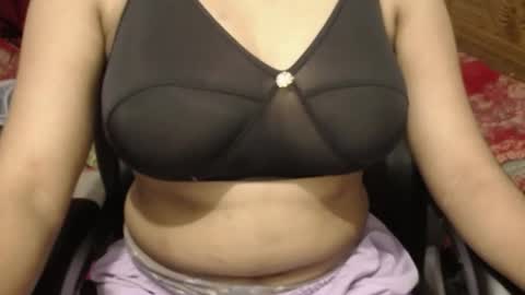 Snapshot of webshowxxx chatting on August 8, 2026, 2:30 pm mina online show from August 8, 2026, 2:30 pm