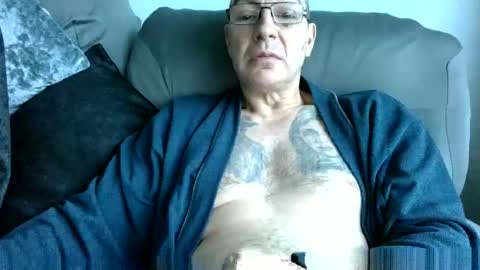 Snapshot of wechatistrokeurub chatting on November 7, 2025, 9:31 am wechatistrokeurub online show from November 7, 2025, 9:31 am