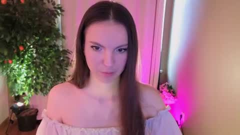 wednesday_evans online show from June 21, 2026, 5:21 am