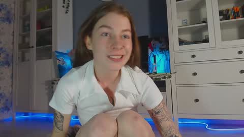 Snapshot of weed_princesss chatting on December 26, 2024, 3:42 pm  moon  online show from December 26, 2024, 3:42 pm