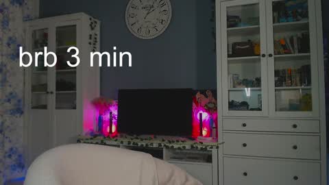 Snapshot of weed_princesss chatting on January 30, 2025, 3:08 pm  moon  online show from January 30, 2025, 3:08 pm