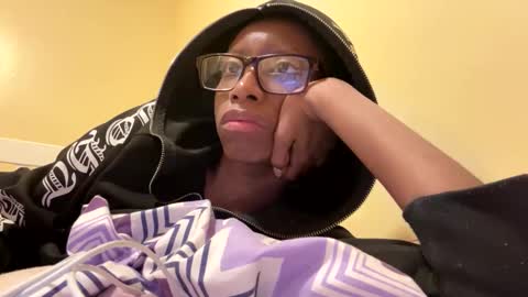 Snapshot of weeklyrush chatting on February 25, 2025, 2:14 am GoddessRush online show from February 25, 2025, 2:14 am