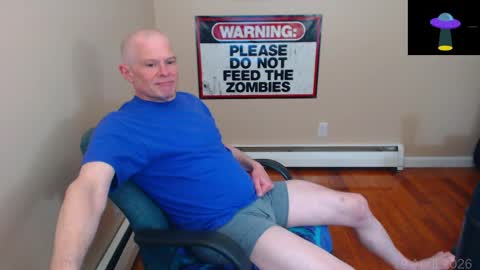 Snapshot of weird_chris chatting on April 19, 2026, 6:10 pm Chris online show from April 19, 2026, 6:10 pm