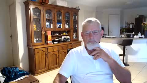 Wellhelloo online show from May 19, 2026, 3:13 am