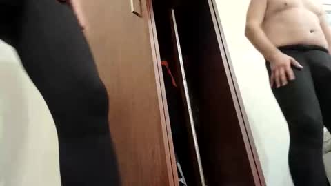 Snapshot of wellhung1899 chatting on October 29, 2025, 5:58 pm wellhung1899 online show from October 29, 2025, 5:58 pm