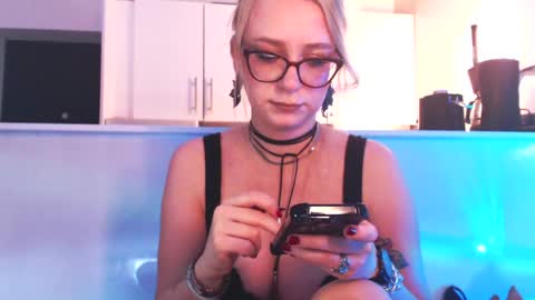 Liza online show from May 20, 2026, 2:18 am