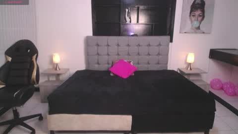 wendy_1_ online show from May 27, 2026, 2:19 am