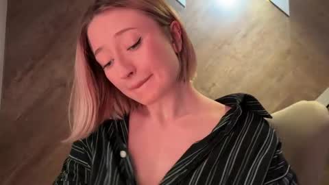 Daisy    online show from June 5, 2026, 3:07 pm