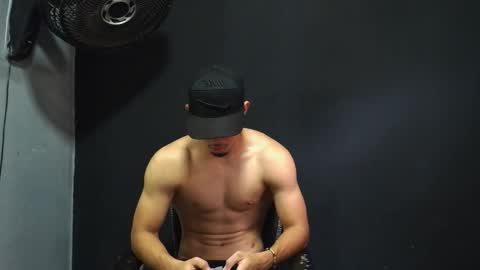 wesley_77 online show from March 20, 2026, 8:14 pm