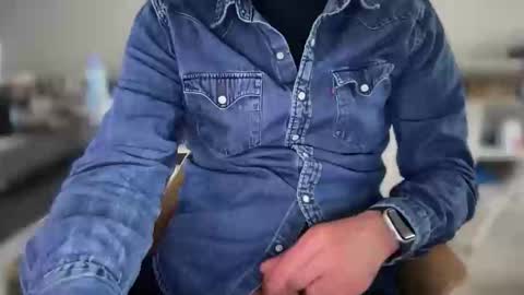 Snapshot of wet_adidasboy chatting on May 5, 2026, 12:57 pm wet_adidasboy online show from May 5, 2026, 12:57 pm