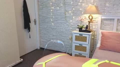Dakota online show from July 12, 2026, 3:52 am