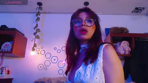 Snapshot of wet_valery chatting on September 17, 2025, 10:28 am Valery online show from September 17, 2025, 10:28 am