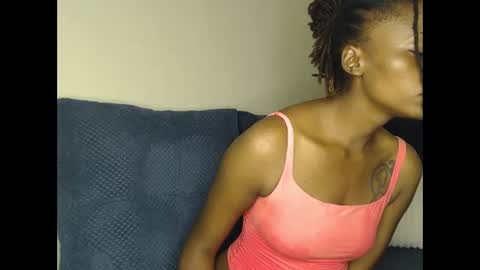 Snapshot of wetfreakym chatting on June 2, 2026, 6:26 am Bella online show from June 2, 2026, 6:26 am