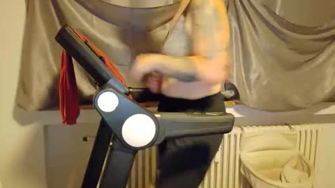 Snapshot of wetgerman2 chatting on October 17, 2025, 5:43 am Wetgerman online show from October 17, 2025, 5:43 am