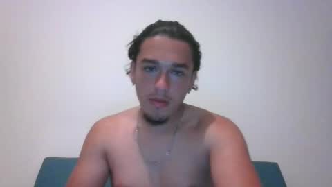 Snapshot of whiiteprince chatting on December 9, 2024, 3:33 pm whiiteprince online show from December 9, 2024, 3:33 pm