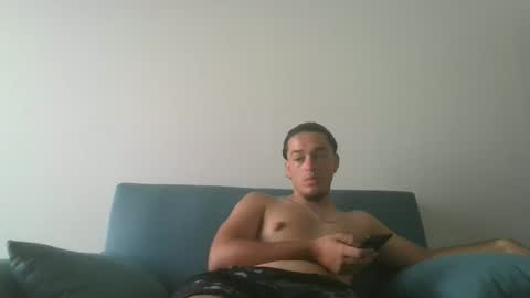 Snapshot of whiiteprince chatting on December 17, 2024, 12:43 pm whiiteprince online show from December 17, 2024, 12:43 pm