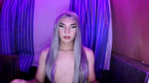 Snapshot of whispering_ering chatting on July 26, 2026, 12:56 pm whispering_ering online show from July 26, 2026, 12:56 pm