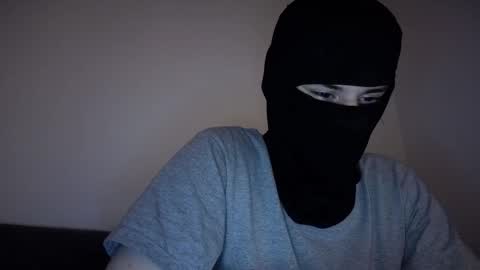 whispero_o online show from February 4, 2026, 6:03 pm